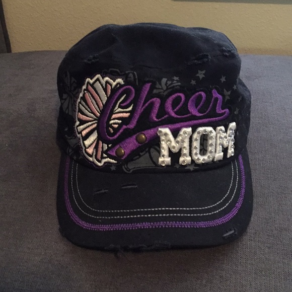 Leader L.O.G.A Accessories - Cheer Mom Hat